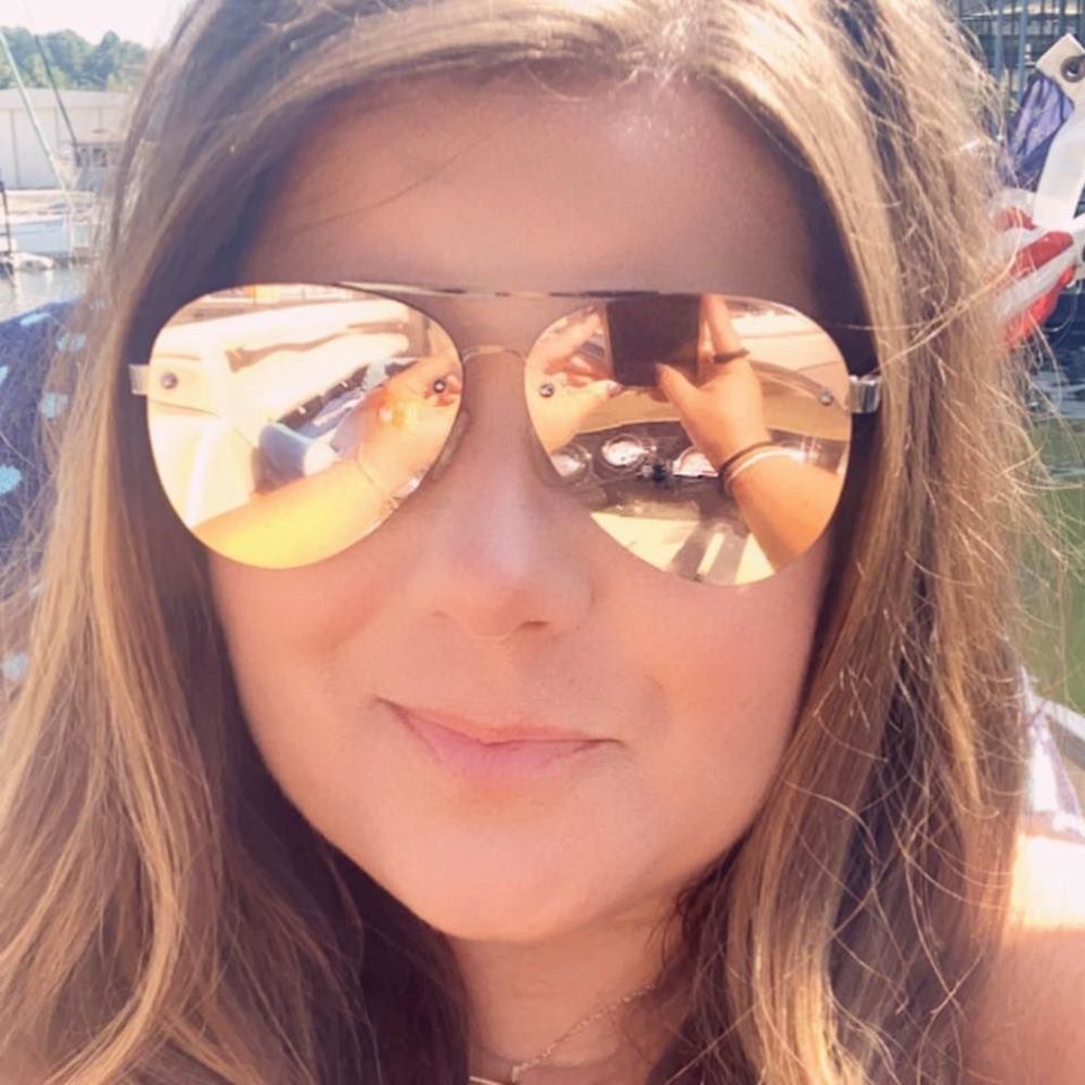 Meet your Posher, Joanie